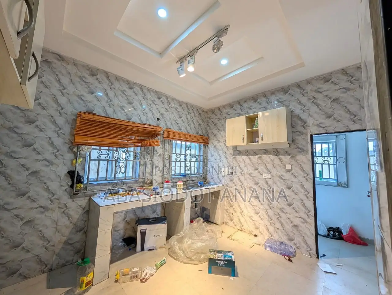 3bdrm Bungalow in Shelter Afrique, Uyo for rent