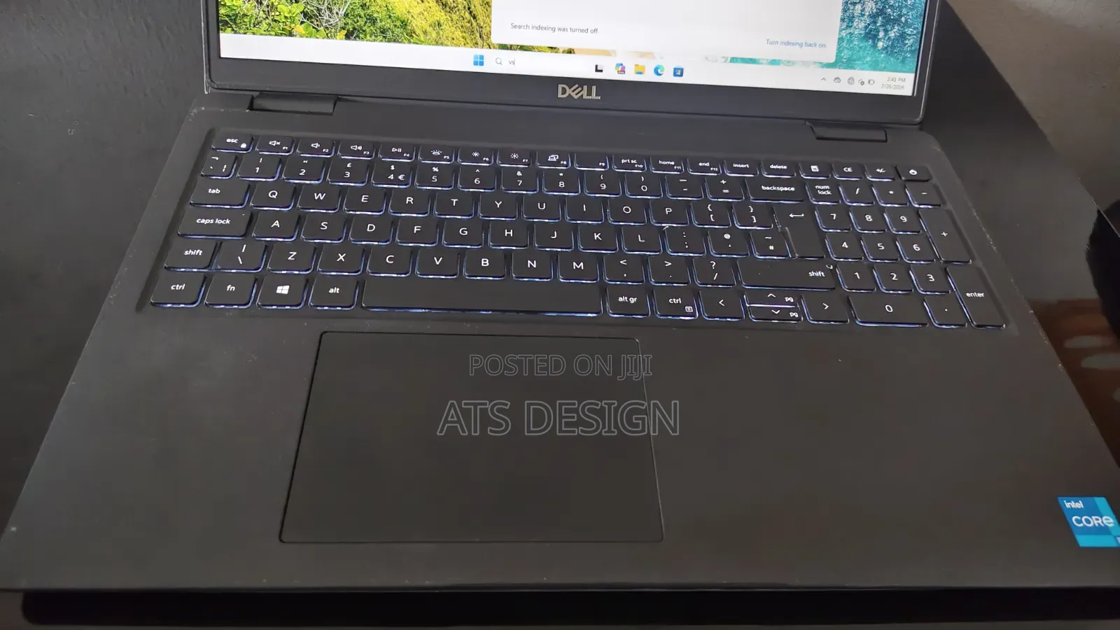 Laptop Dell Vostro 15 3520 8GB Intel Core i5 SSD 256GB