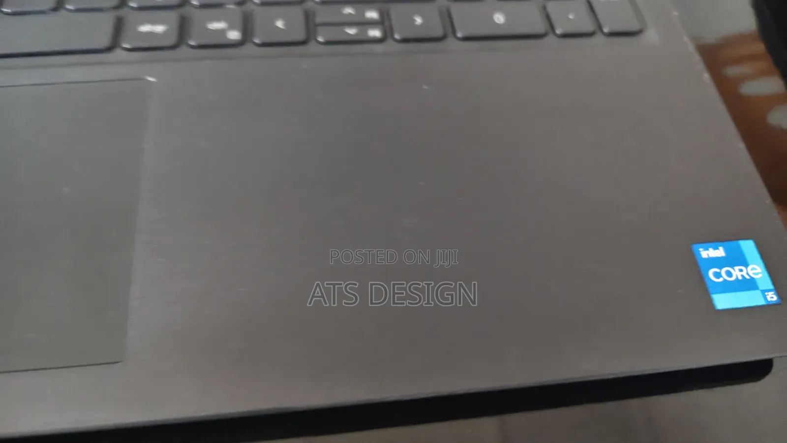 Laptop Dell Vostro 15 3520 8GB Intel Core i5 SSD 256GB