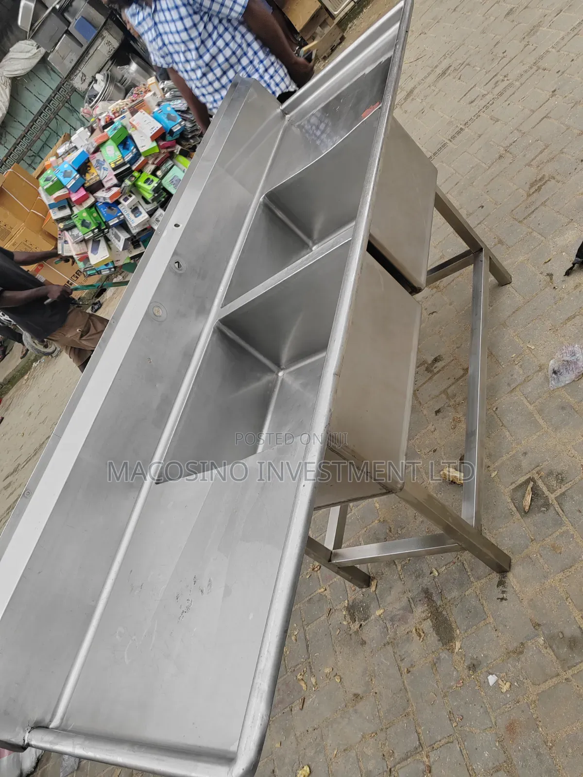 Commercial Double-Bowl Sink Unit With Double Side Drainboards