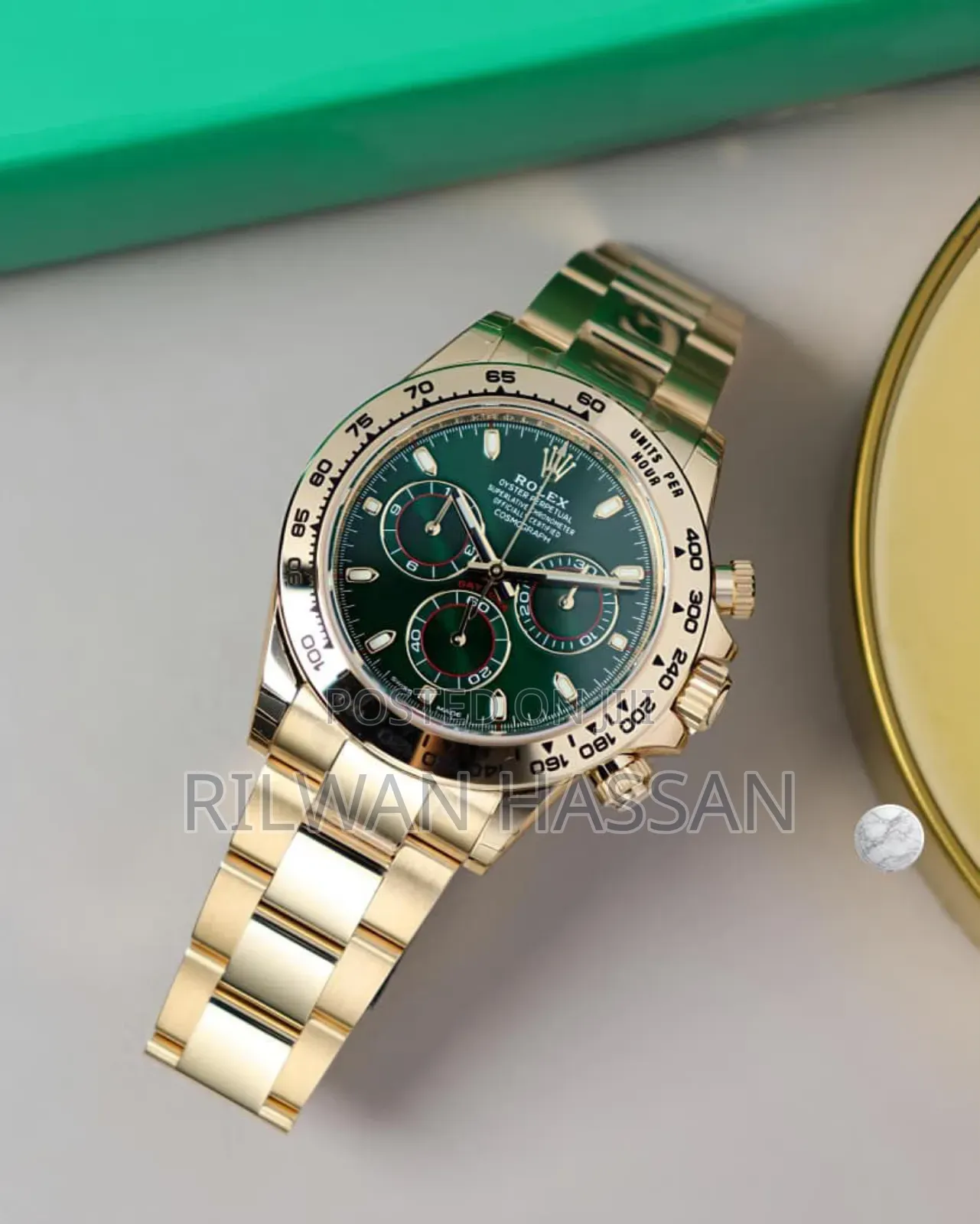 Rolex Oyster Perpetual Superlative Cosmograph