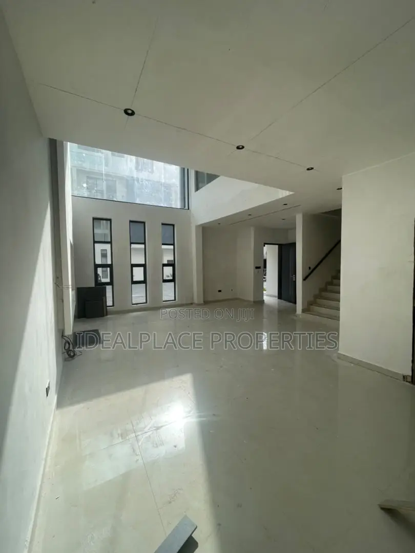 4bdrm Duplex in Ikate for sale