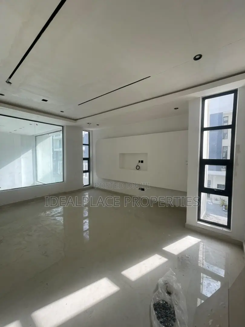 4bdrm Duplex in Ikate for sale