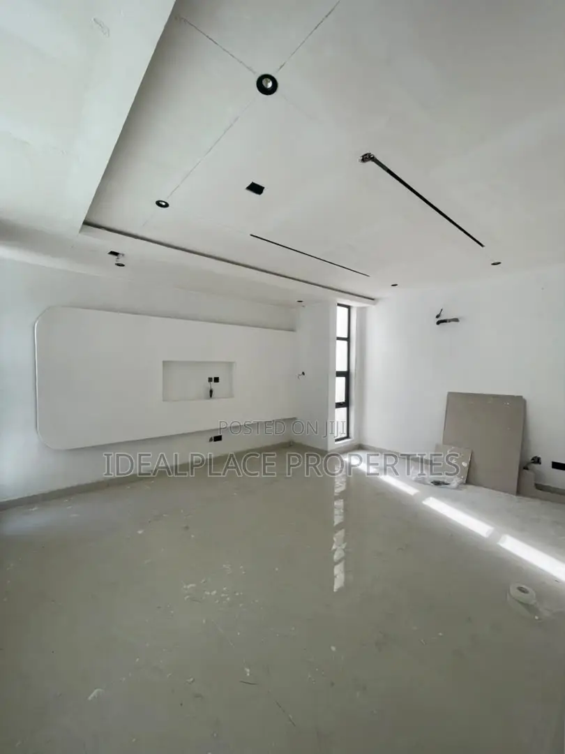 4bdrm Duplex in Ikate for sale
