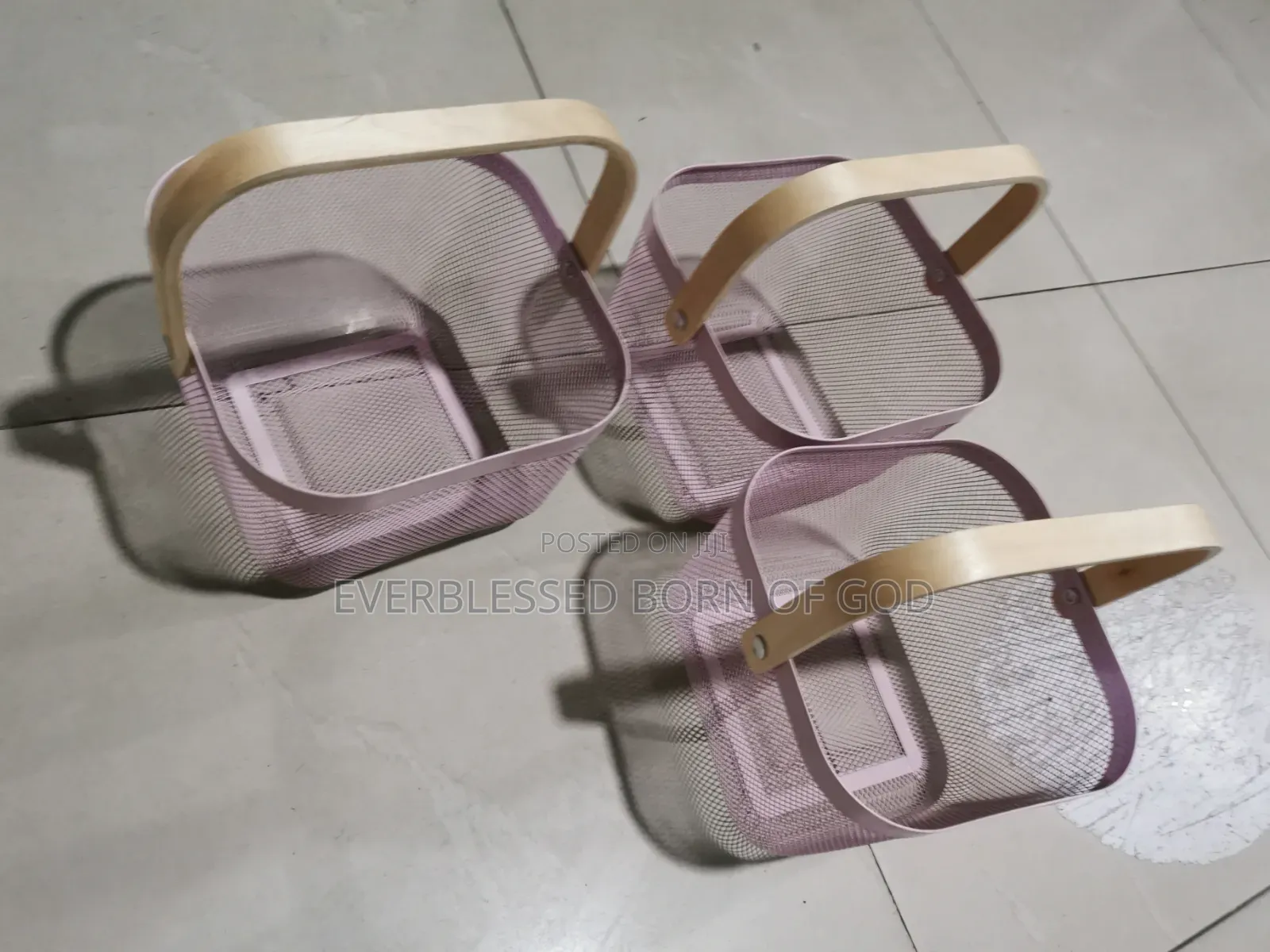 Multifunctional Mesh Basket With Wooden Handle