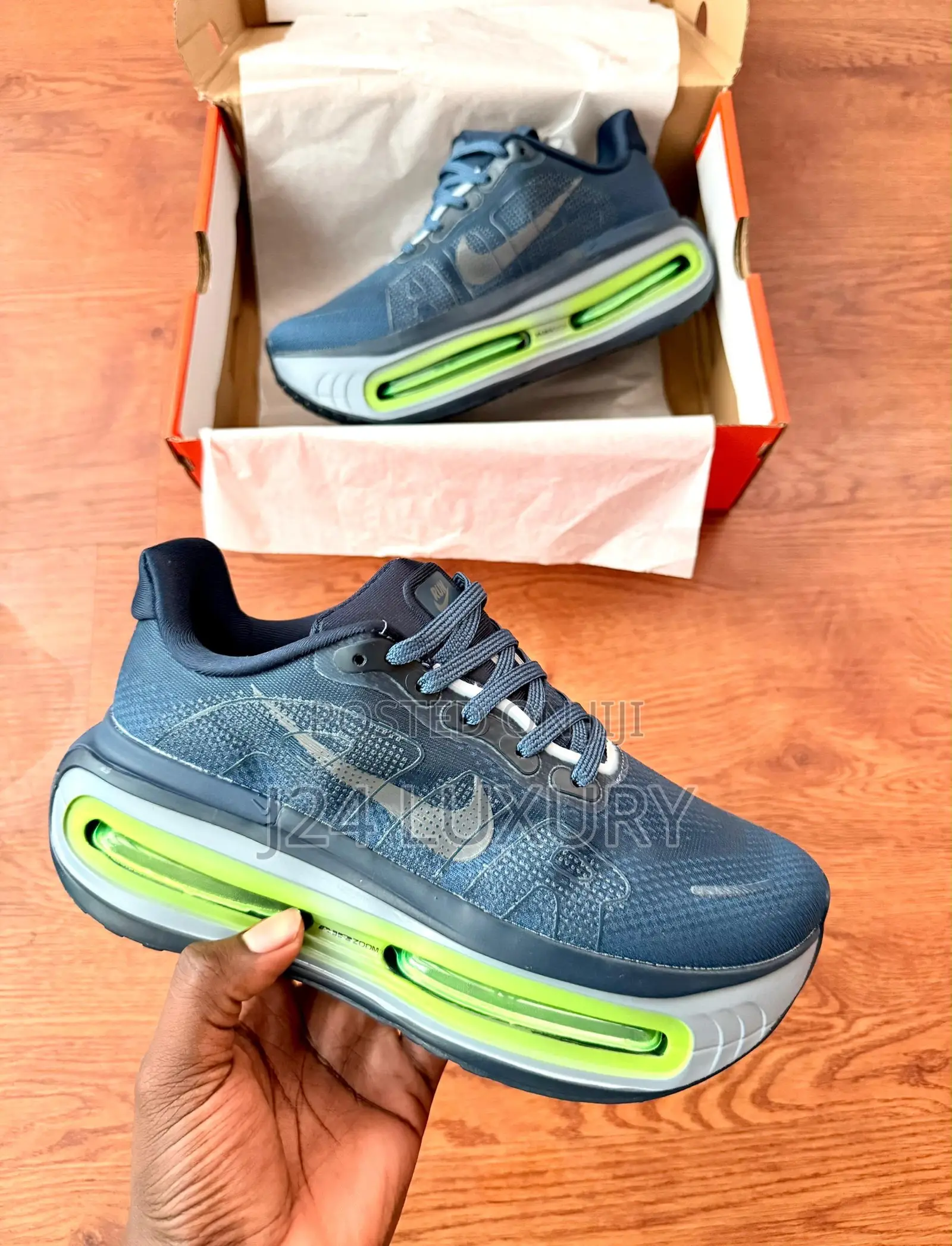 Nike Vomero Premium