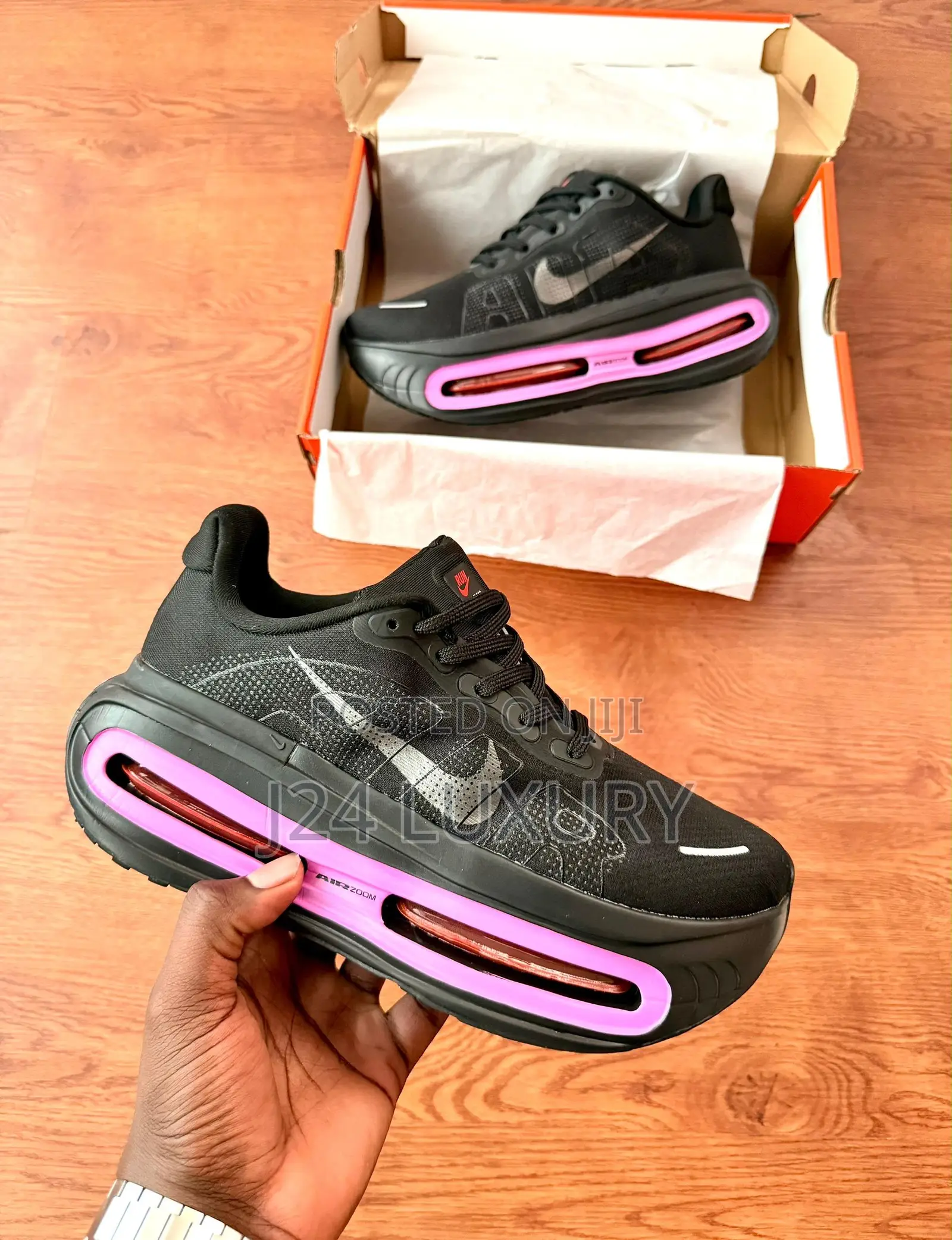 Nike Vomero Premium