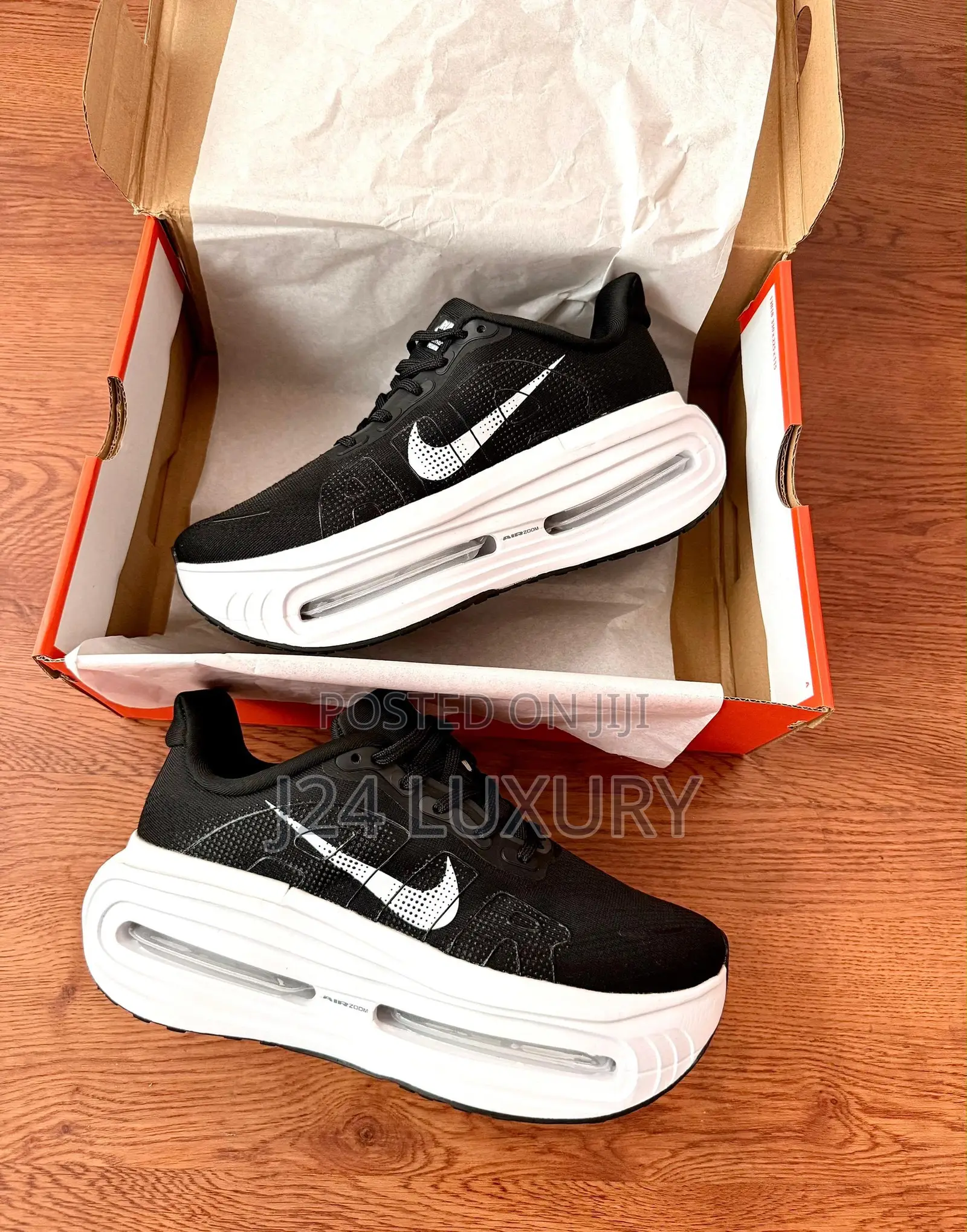 Nike Vomero Premium
