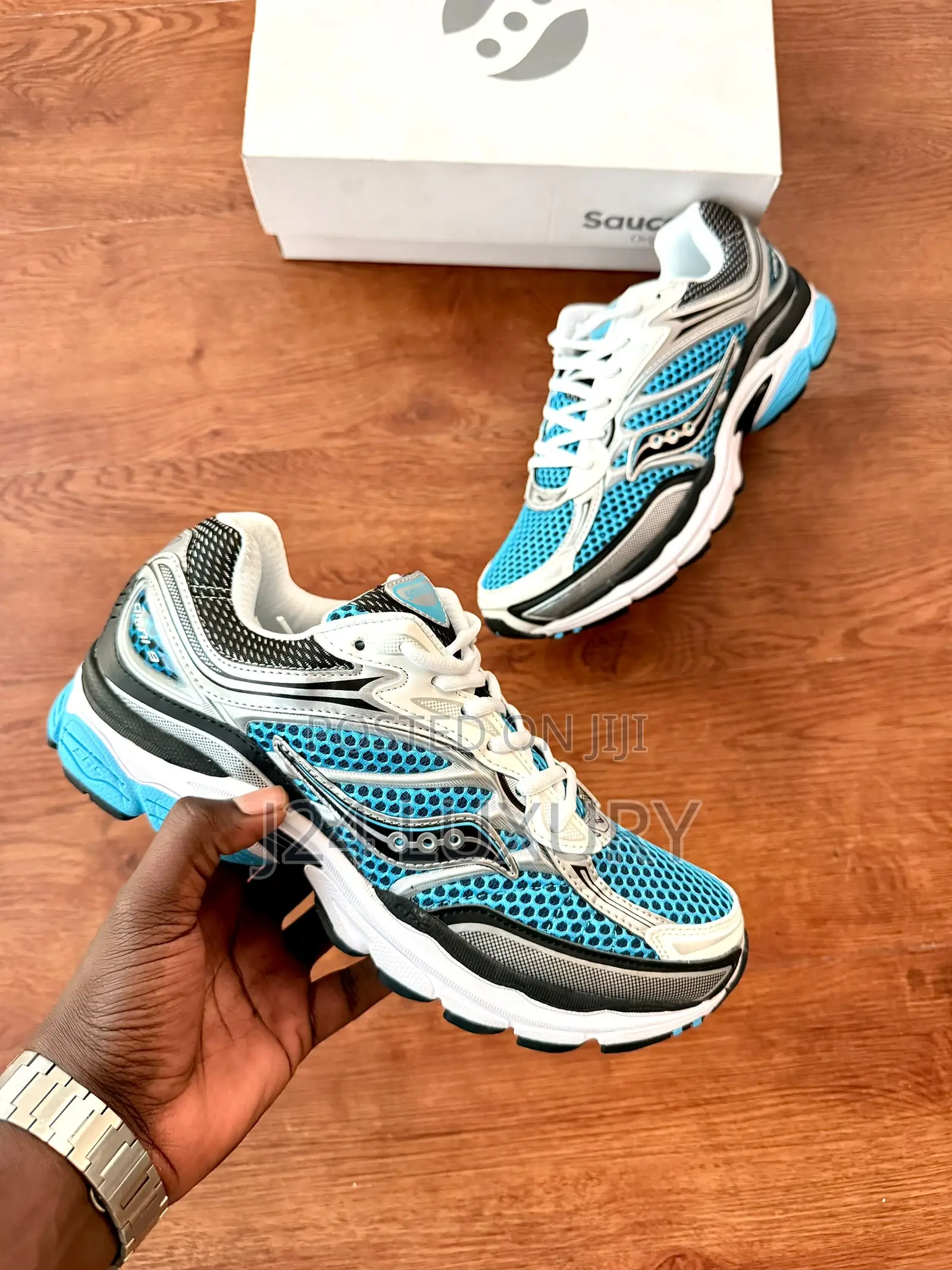 Saucony Progrid Omini 9