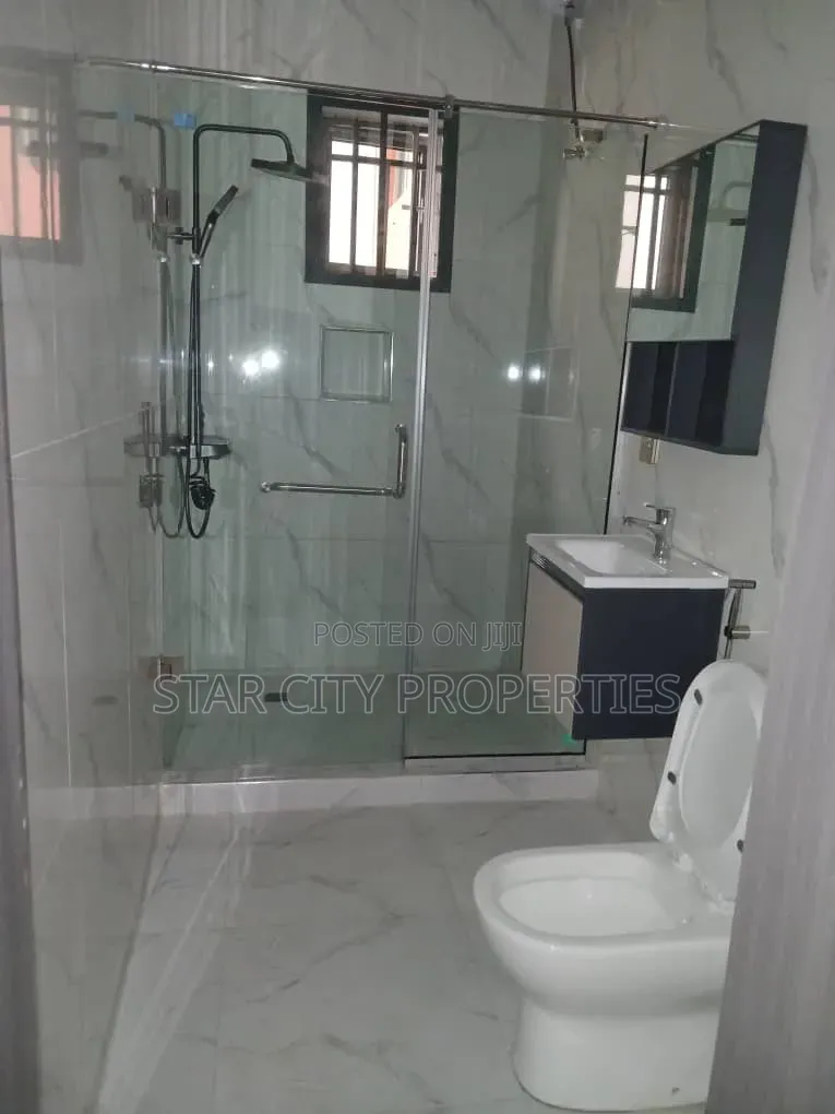 3bdrm Apartment in Ikeja Gra Lagos for rent