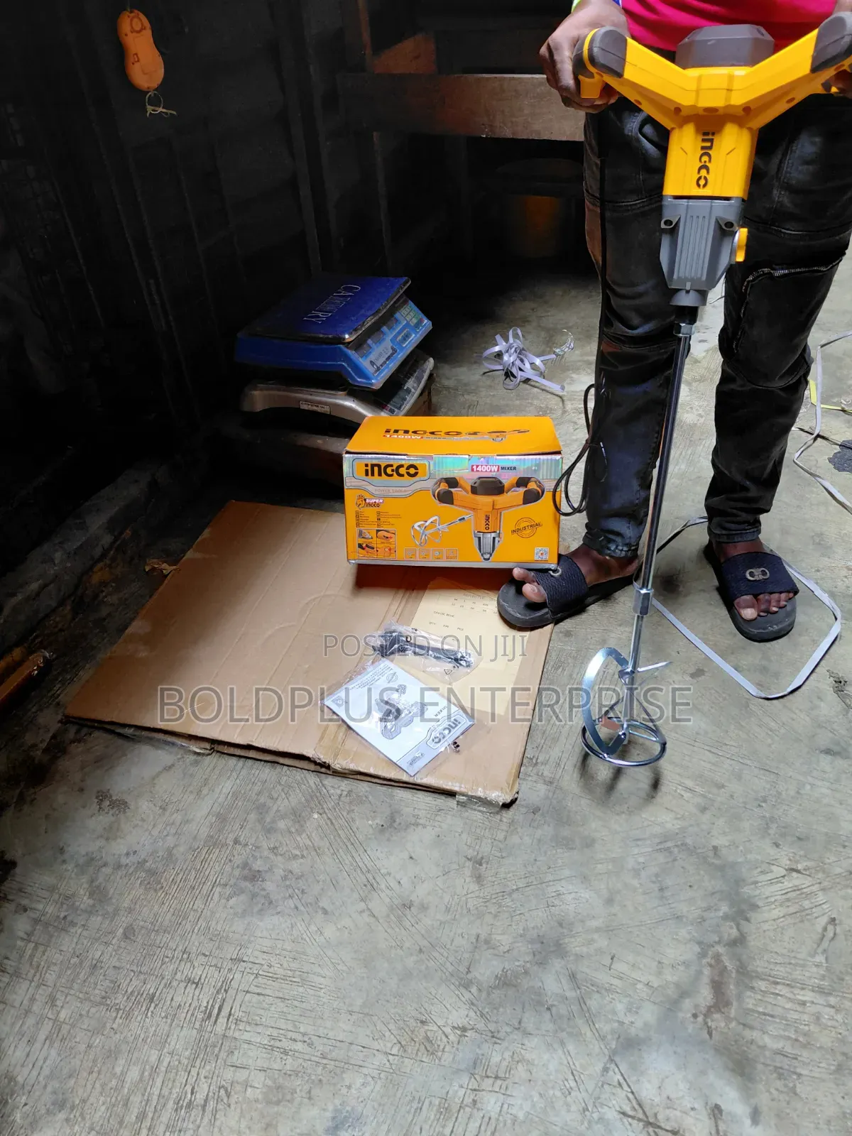 Ingco Mixer Machine