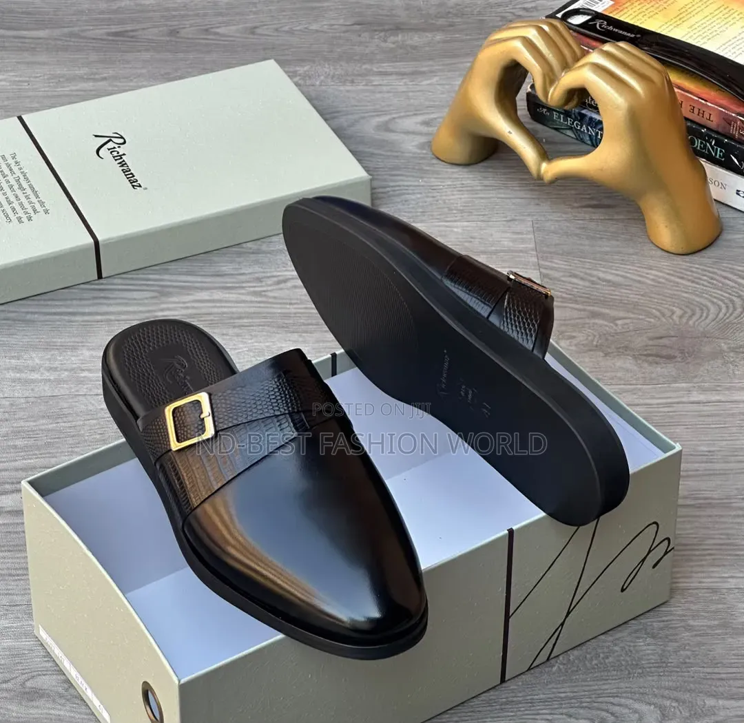 Ide Buckle Half Shoe