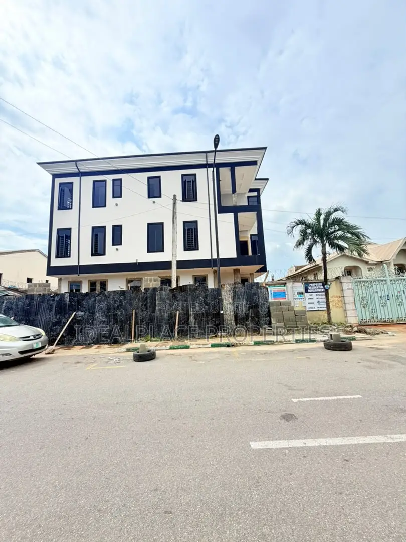 5bdrm Duplex in GRA Phase 2 Shangisha for sale