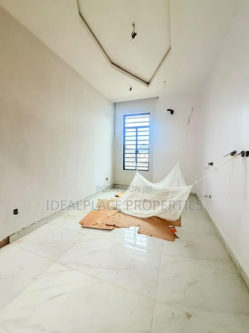 5bdrm Duplex in GRA Phase 2 Shangisha for sale
