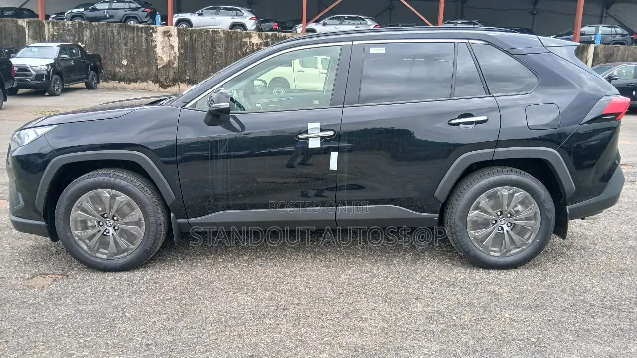 New Toyota RAV4 2025 Black