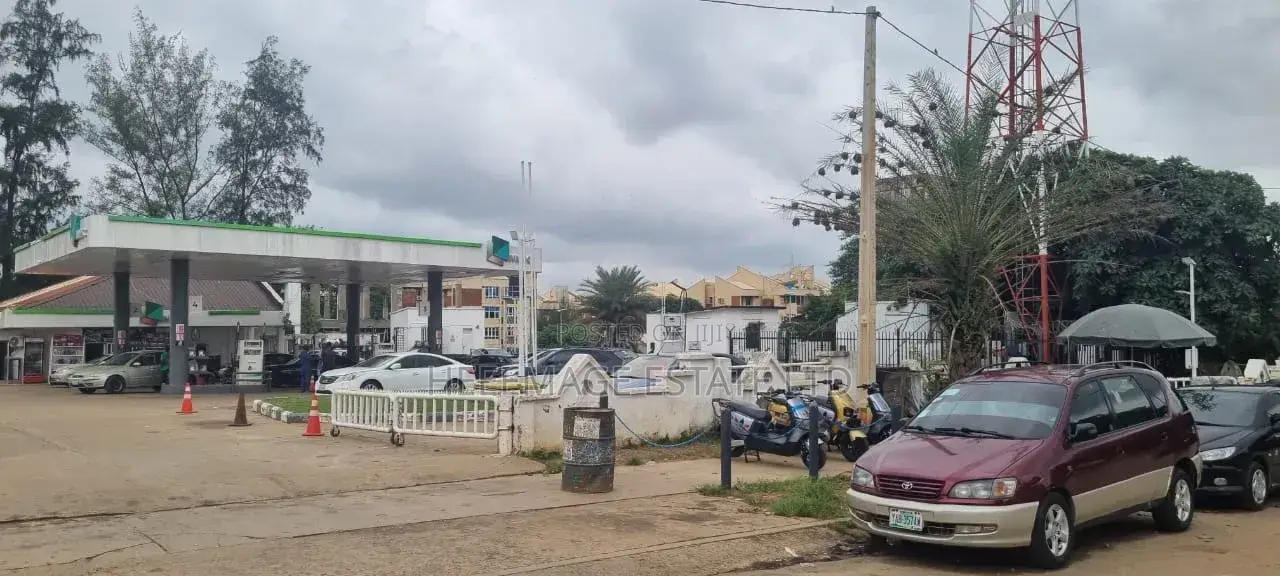 Strategically Located NNPC Filling Station in Garki Ii