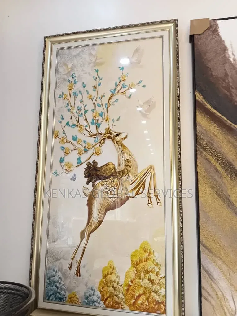 Nature-Inspired Wall Art – Majestic Deer With Floral Antlers