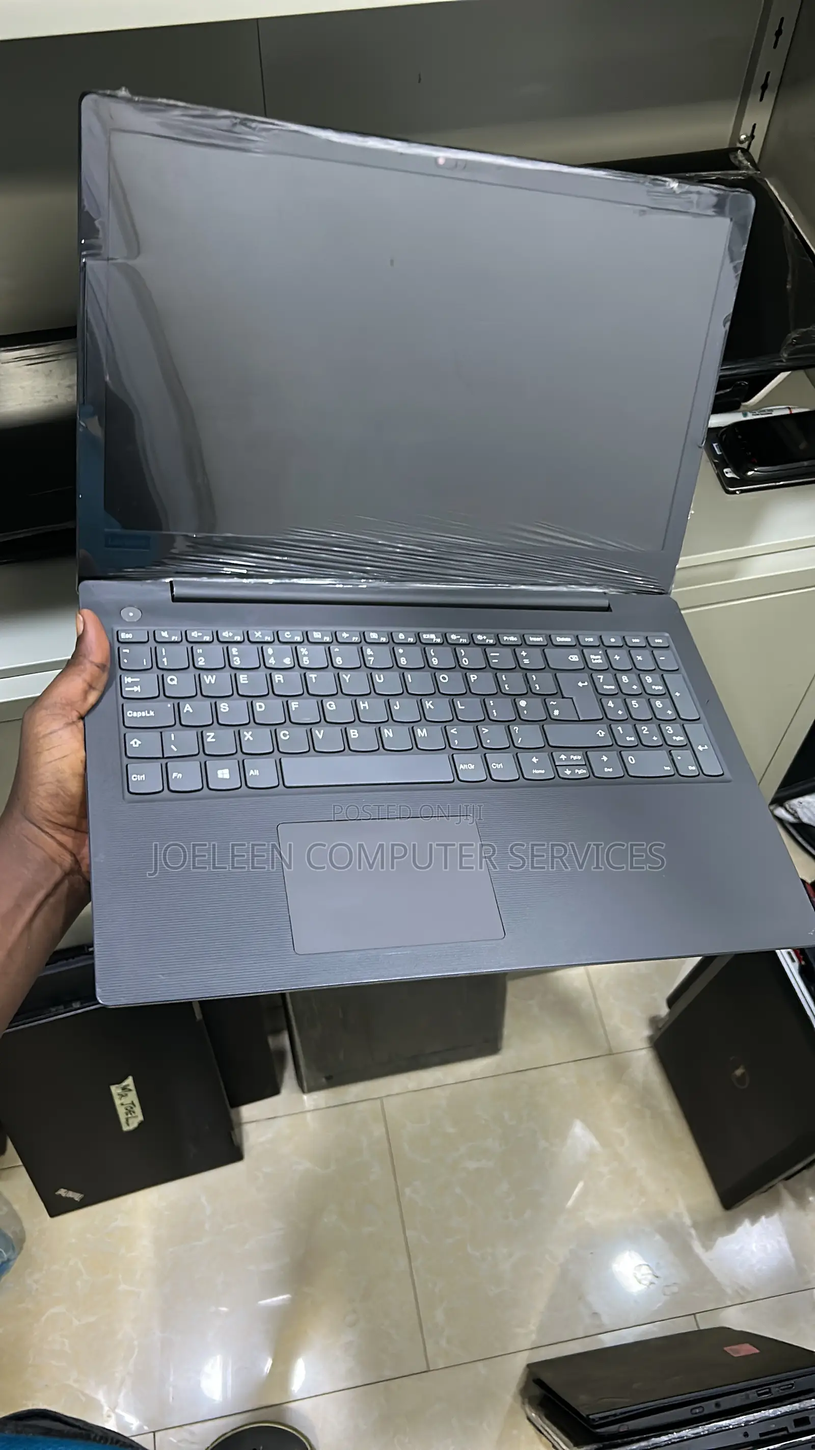 Laptop Lenovo V145 8GB Intel Core i3 SSD 256GB