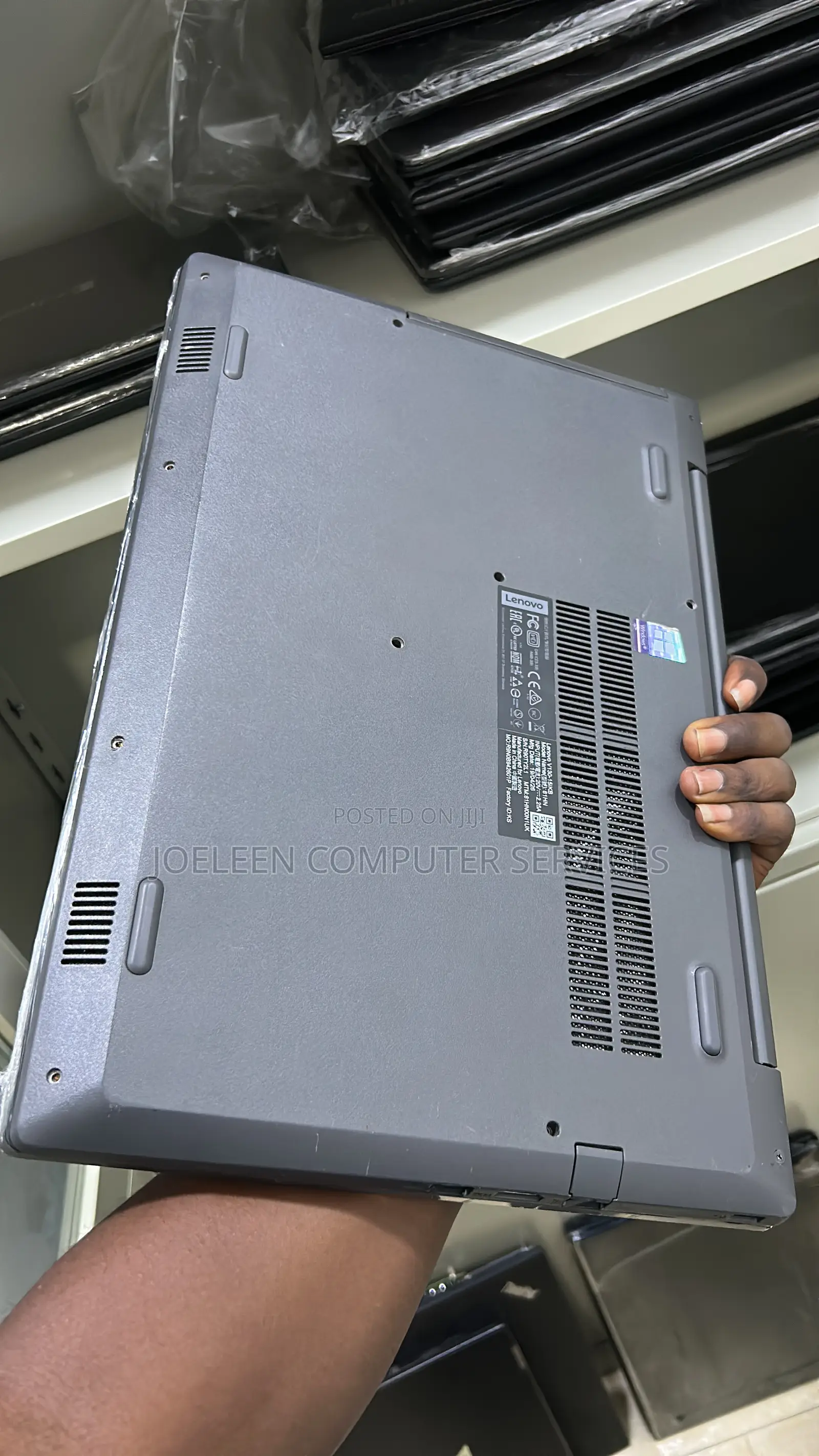 Laptop Lenovo V145 8GB Intel Core i3 SSD 256GB