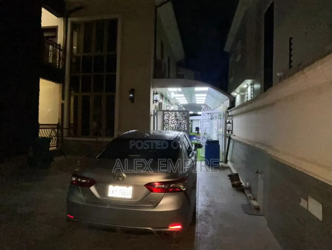 Furnished 4bdrm Duplex in Ago Palace for rent
