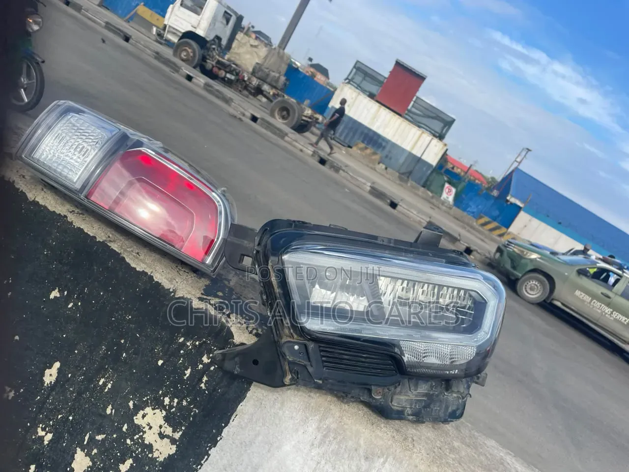 Toyota Tacoma Headlight and Rear Light Available