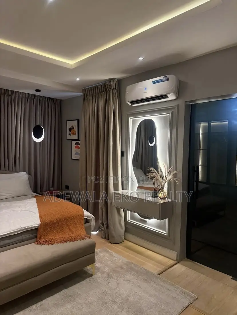 1Bedroom Shortlet Lekki Phase 1 - 24/7 Power|PS5|Pool