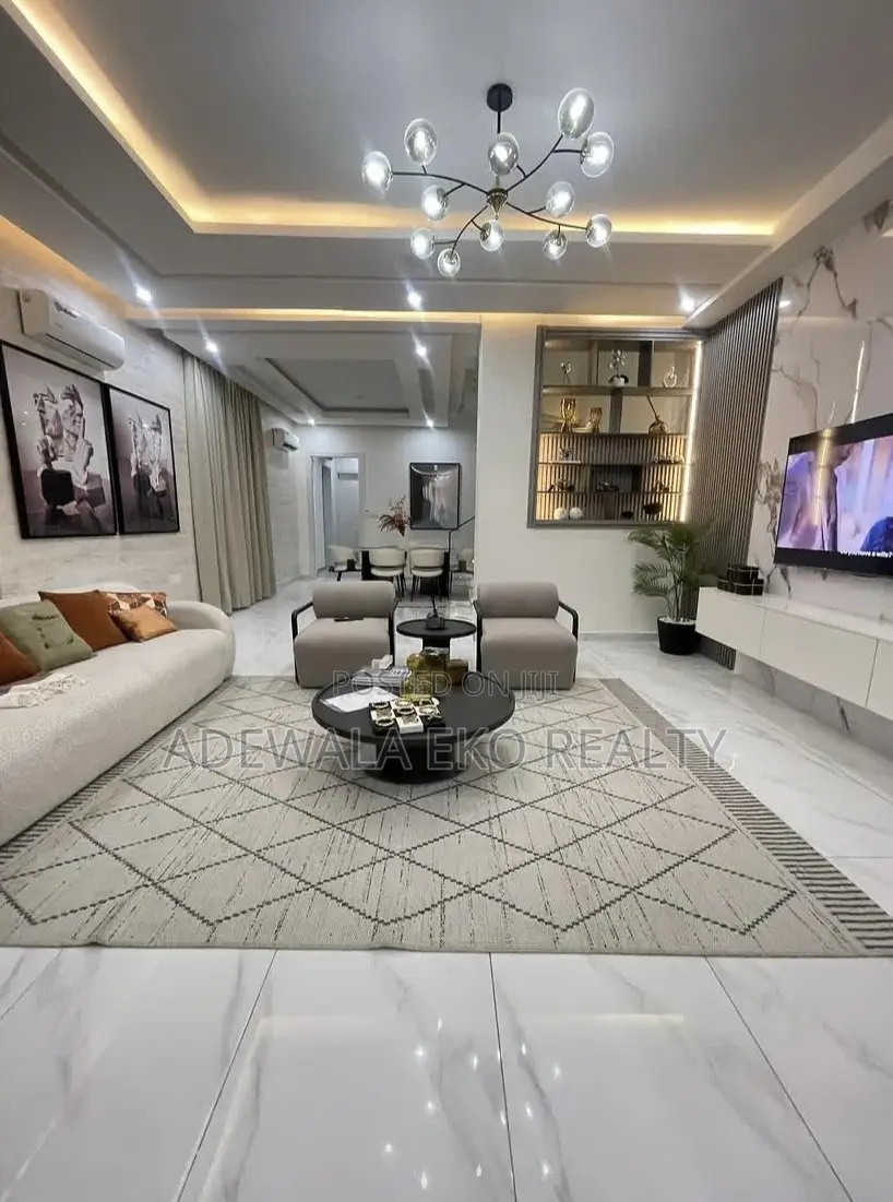 Luxury 3-4 Bedroom Serviced Shortlet Apartment Ikeja GRA