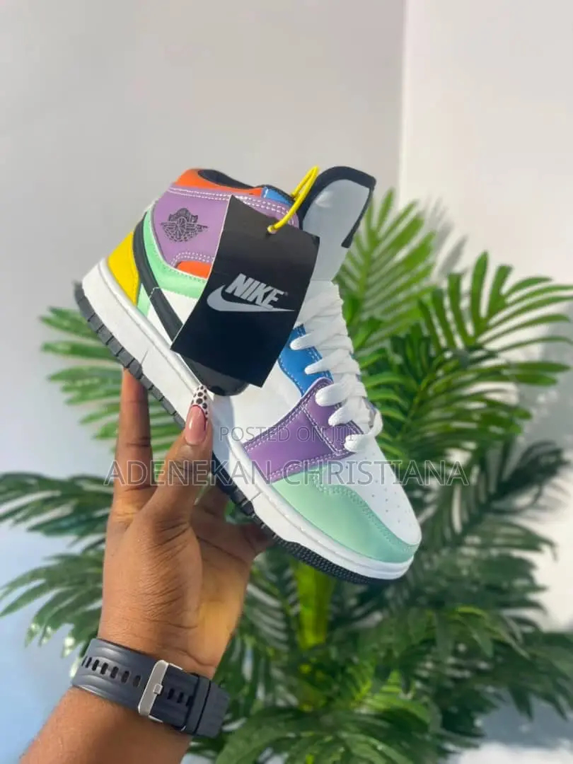 Nike Air Jordan 1 Mid Sneakers for Unisex