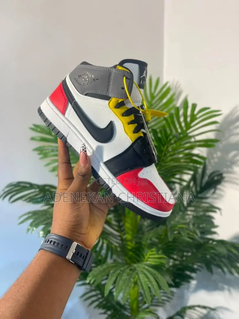 Nike Air Jordan 1 Mid Sneakers for Unisex