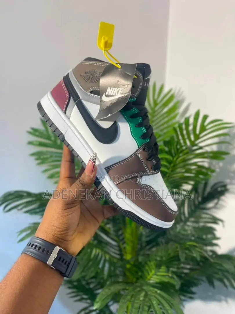 Nike Air Jordan 1 Mid Sneakers for Unisex