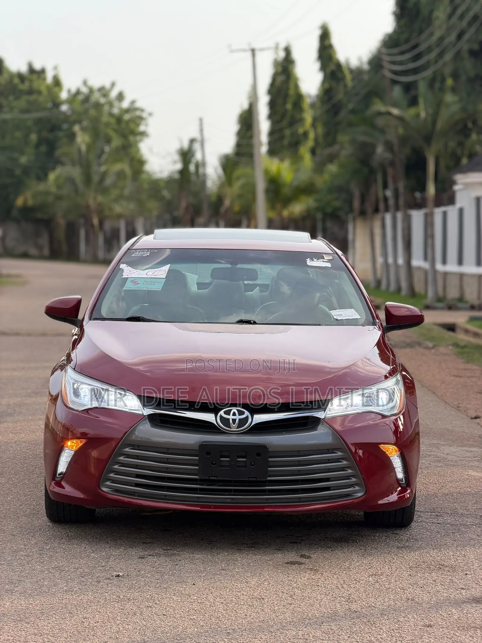 Toyota Camry XLE 4dr Sedan (2.5L 4cyl 6A) 2016 Maroon