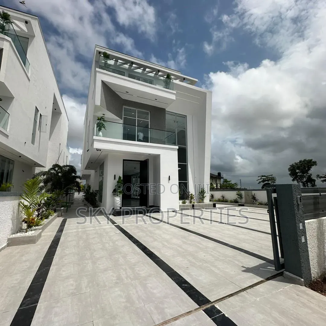 5bdrm Duplex in Ikate for sale