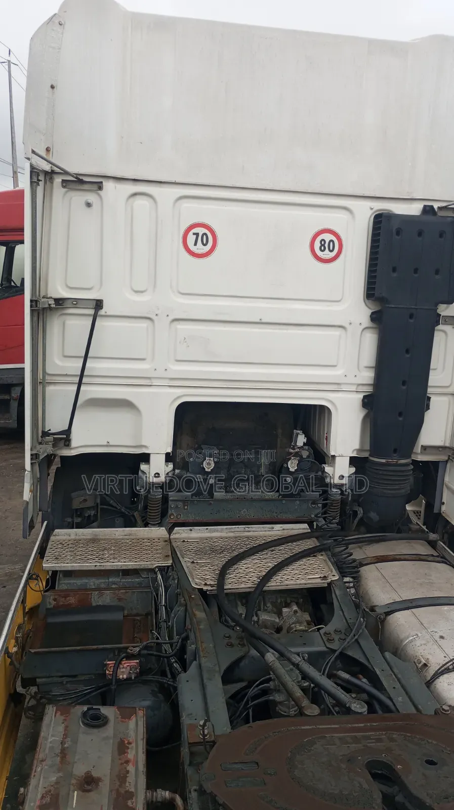 Clean Foreign-Used DAF XF 105 Tractor Unit / Heavy-Duty Trailer Head