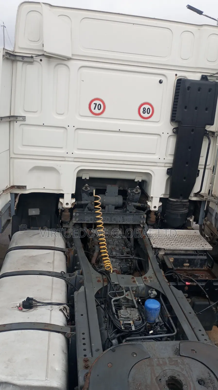 Clean Foreign-Used DAF XF 105 Tractor Unit / Heavy-Duty Trailer Head
