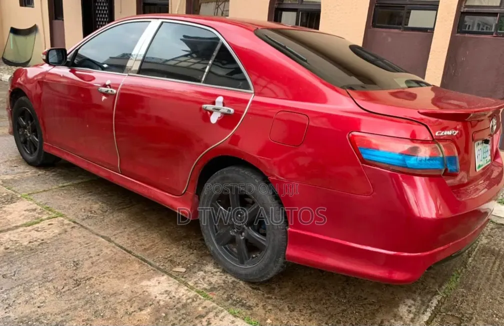 Toyota Camry SE 4dr Sedan (2.4L 4cyl 5A) 2009 Red
