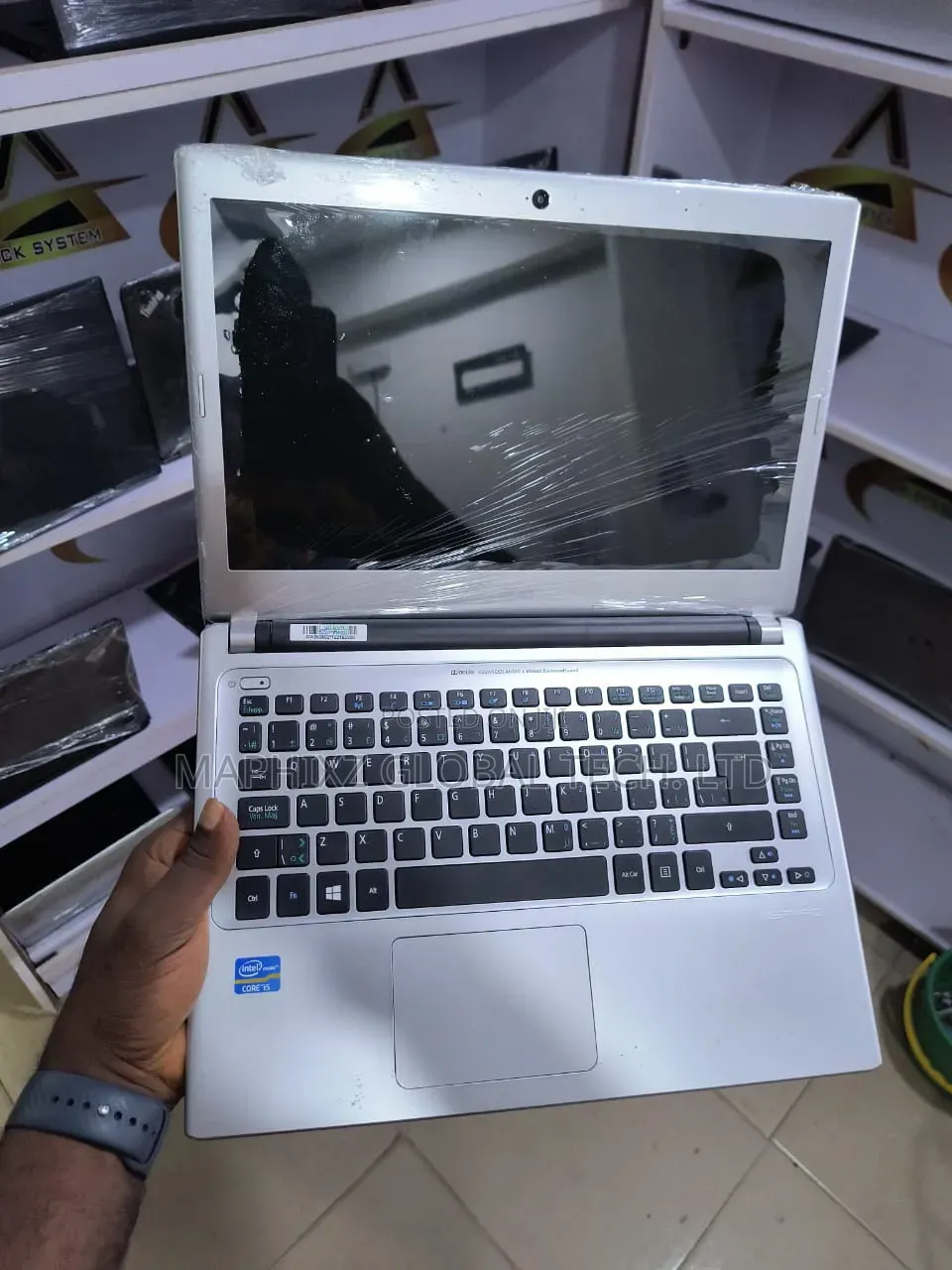 Laptop Acer Aspire V5-471 8GB Intel Core i5 HDD 500GB
