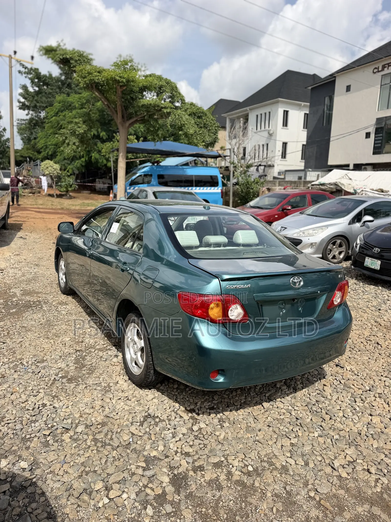 Toyota Corolla LE 4dr Sedan (1.8L 4cyl 4A) 2010 Green
