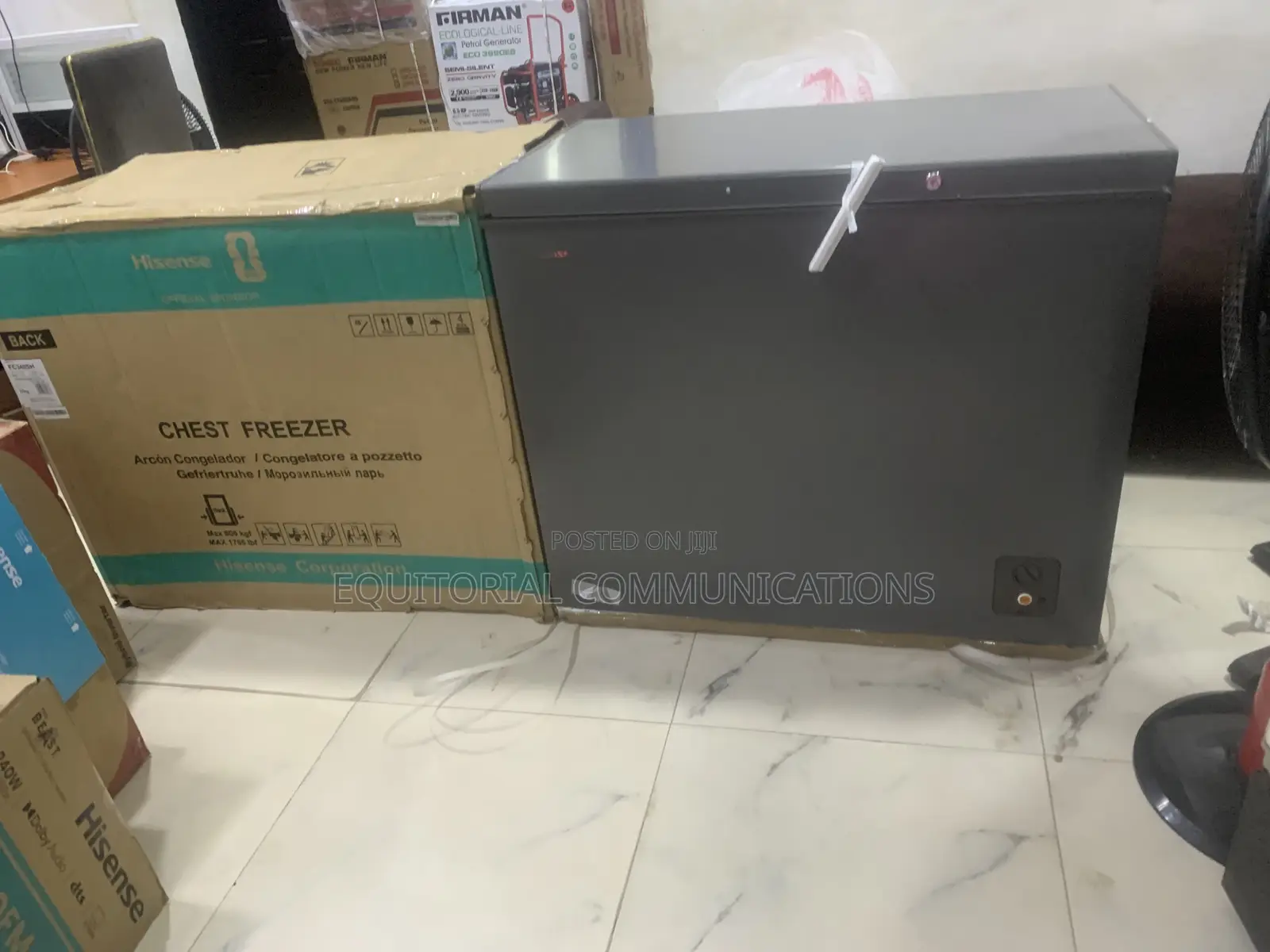 Hisense FC340SH Fast Freeze Chest Freezer 250L Durable Silver Finish