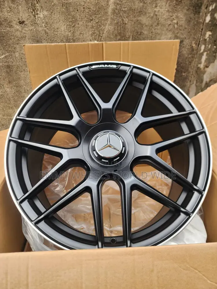 22inches forM/benz G Wagon Pure Black Big Cover Available for Pick Up
