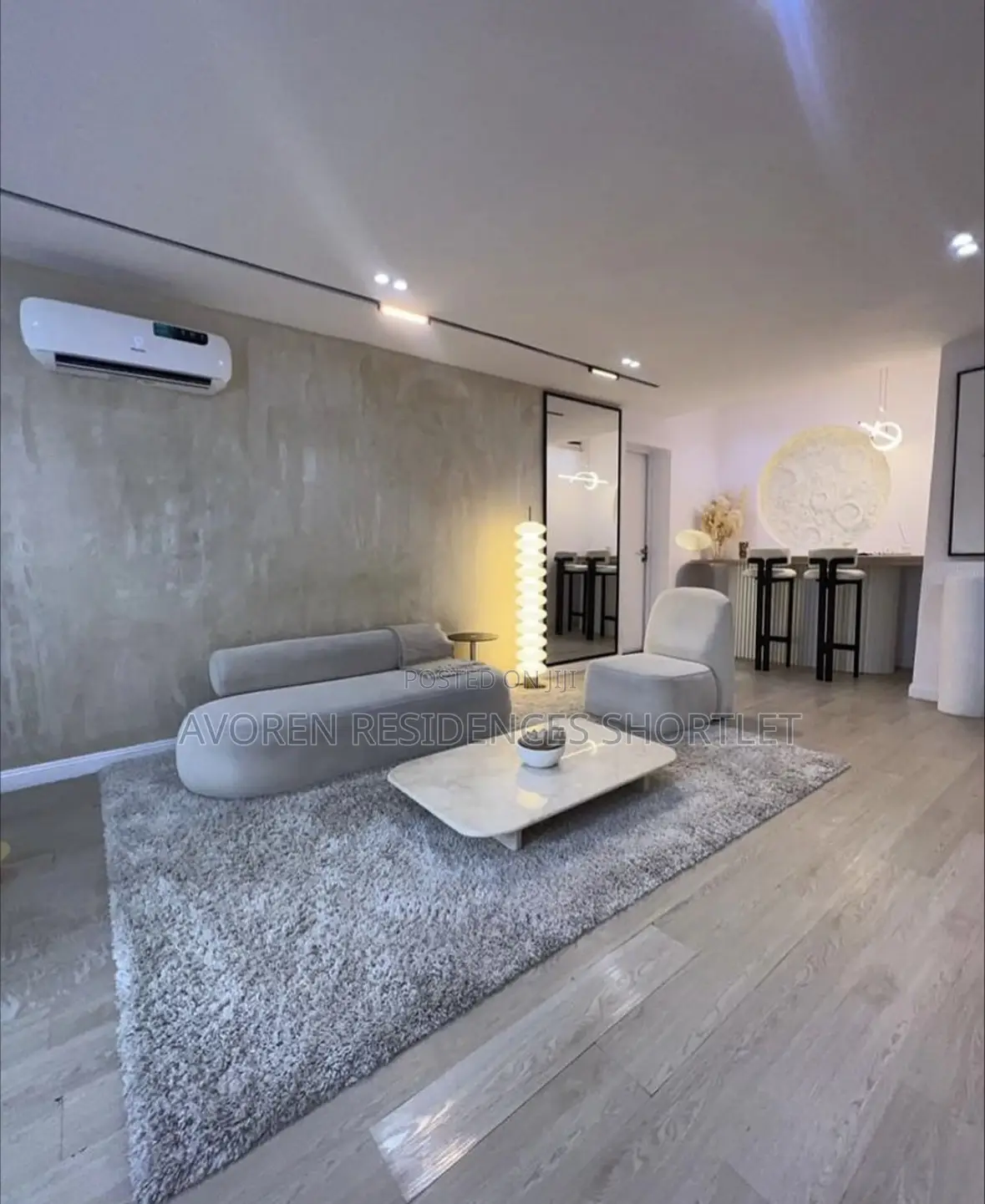 Luxurious One Bedroom Apartment in Admiralty Way