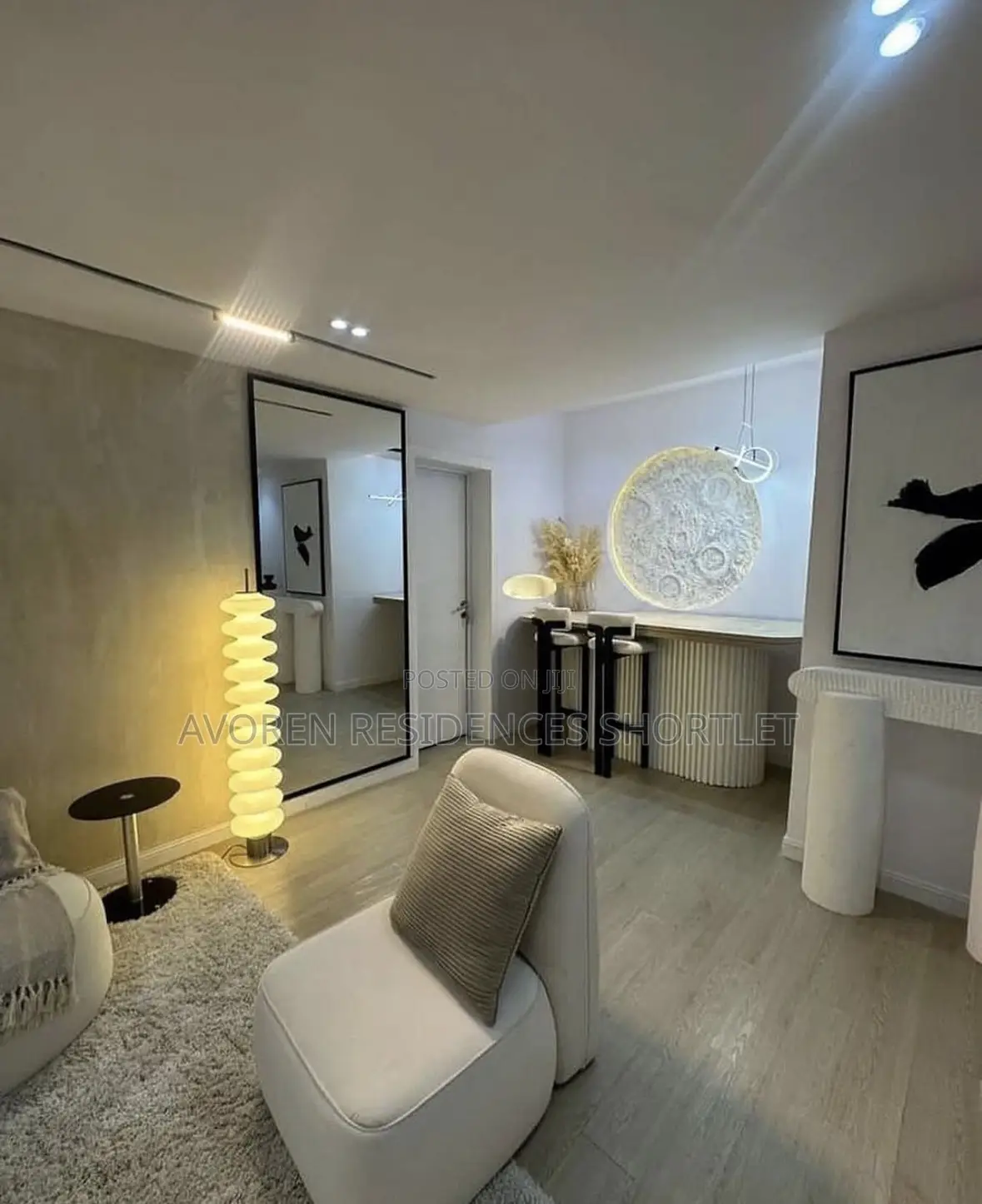 Luxurious One Bedroom Apartment in Admiralty Way