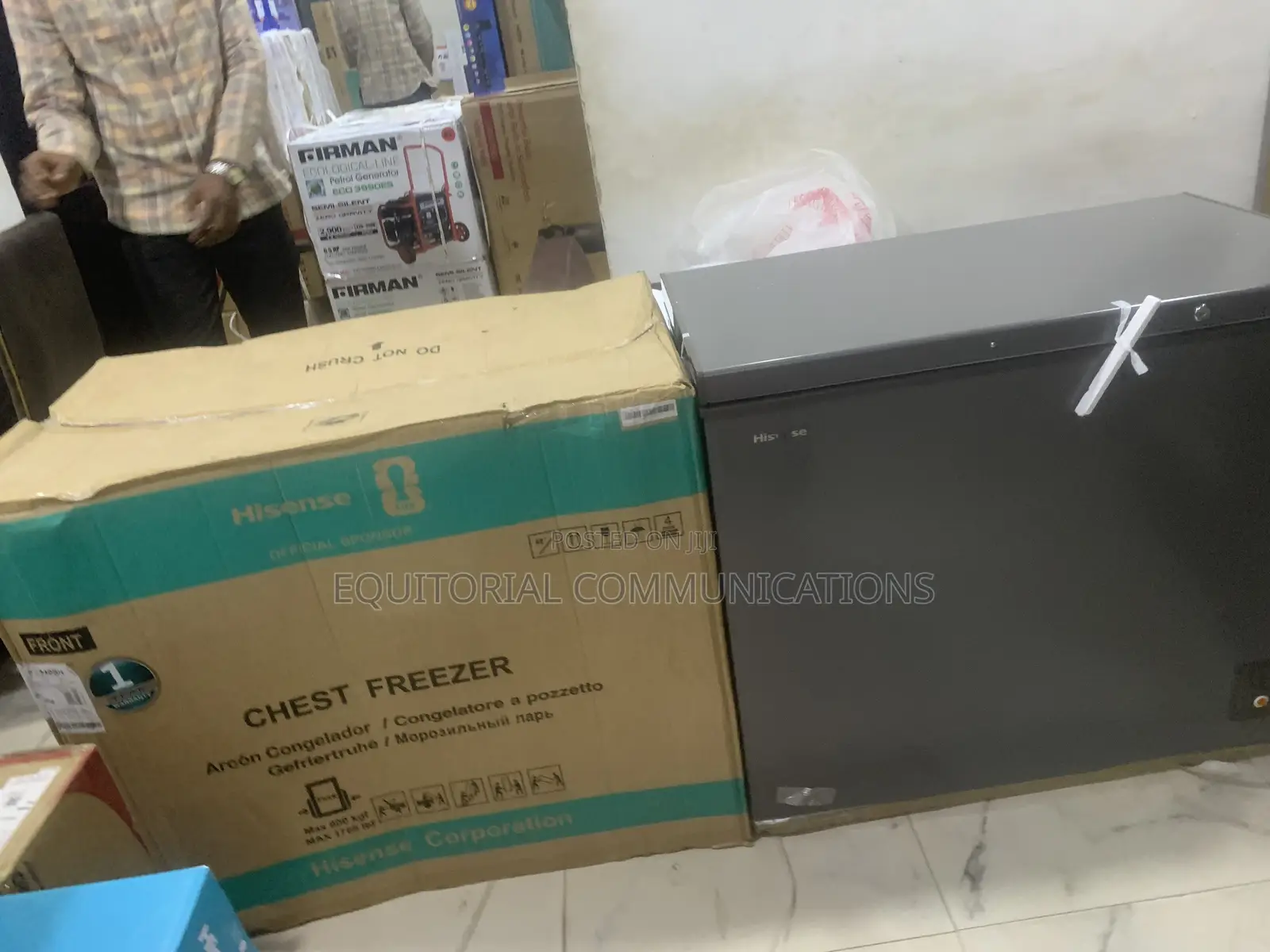 Hisense FC340SH 250L Chest Freezer for Convenient Food Organization