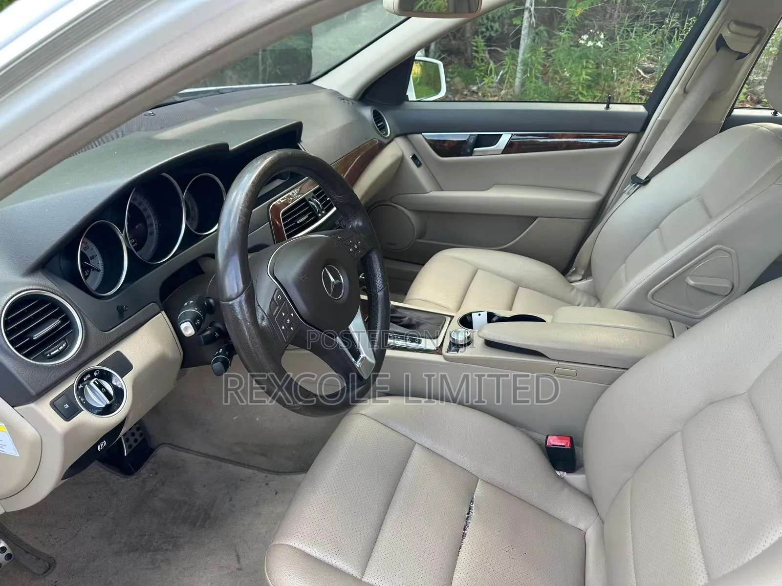 Mercedes-Benz C300 Luxury 4Matic Sedan AWD (3.5L 6cyl 7A) 2014 White