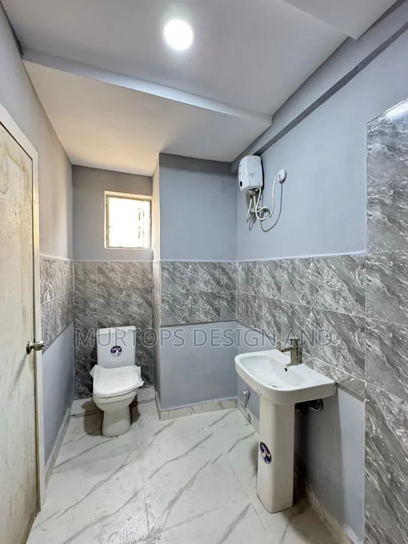 3bdrm Apartment in Papa Ajao / Surulere for Sale