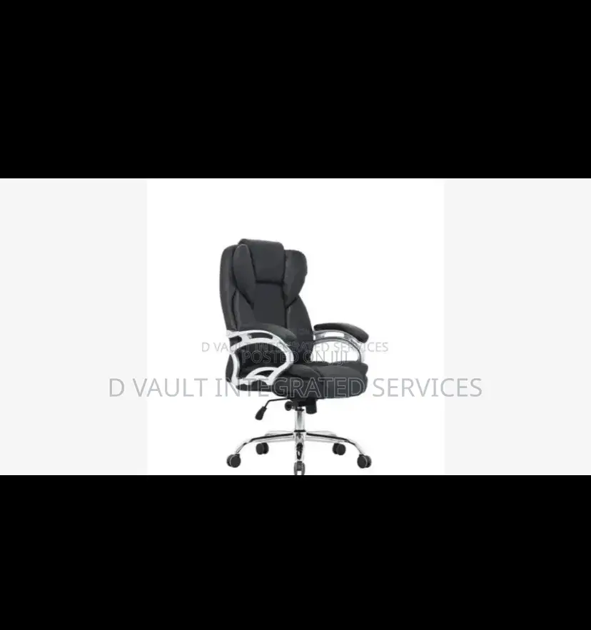 Modern Office Chair / Swivel Chair