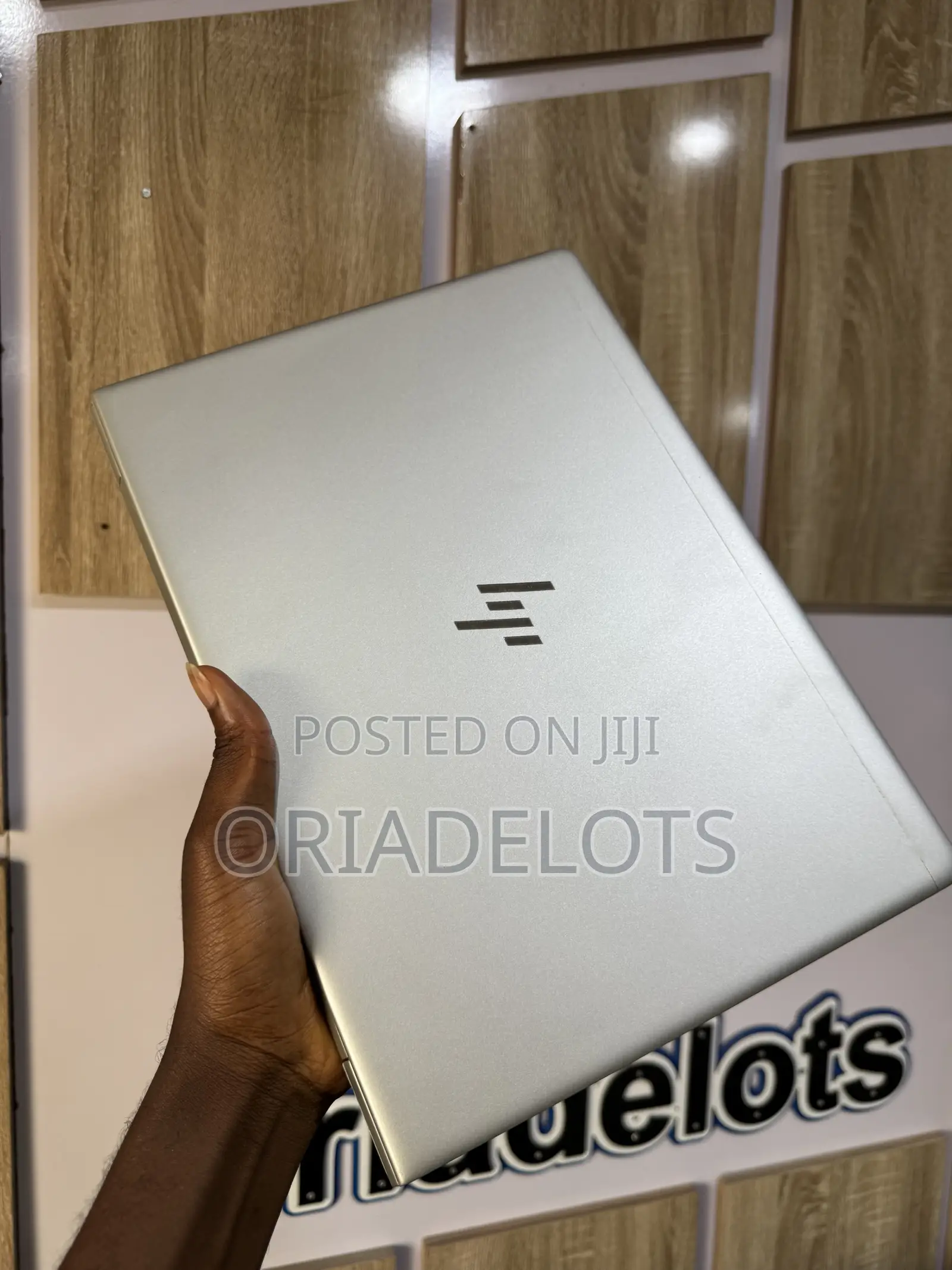 New Laptop HP EliteBook 840 G5 16GB Intel Core i7 SSD 256GB