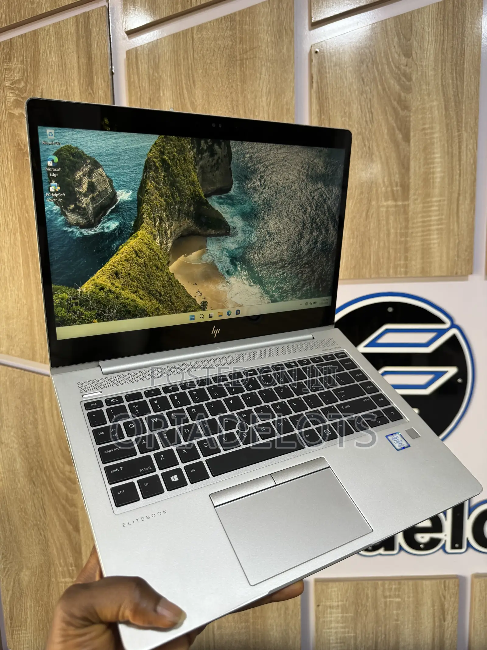 New Laptop HP EliteBook 840 G5 16GB Intel Core i7 SSD 256GB