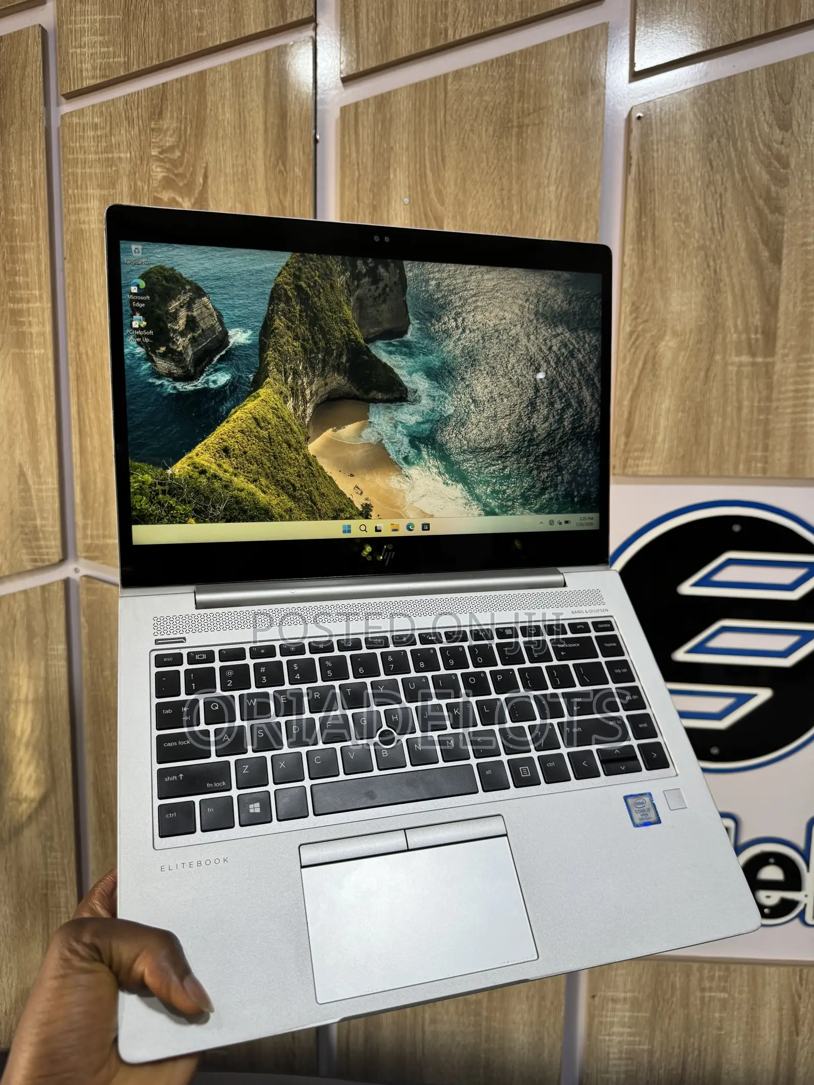New Laptop HP EliteBook 840 G5 16GB Intel Core i7 SSD 256GB