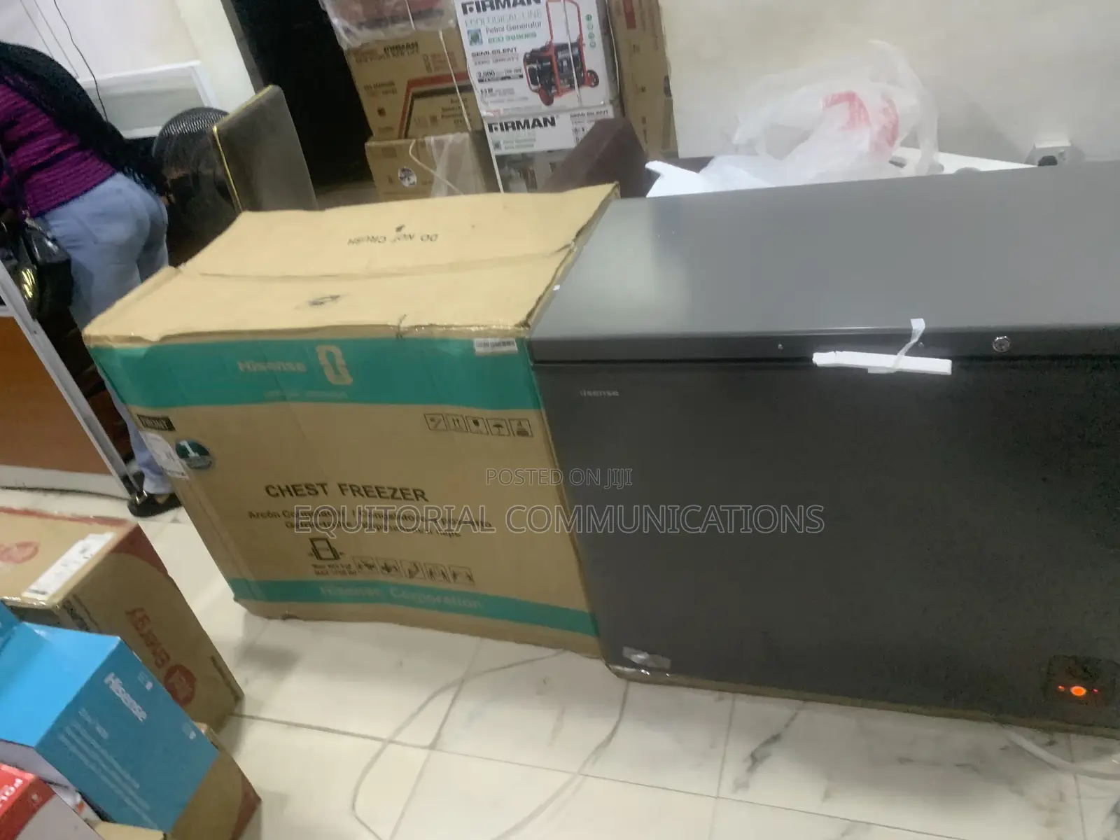 Hisense FC340SH Practical 250L Chest Freezer for Everyday Use