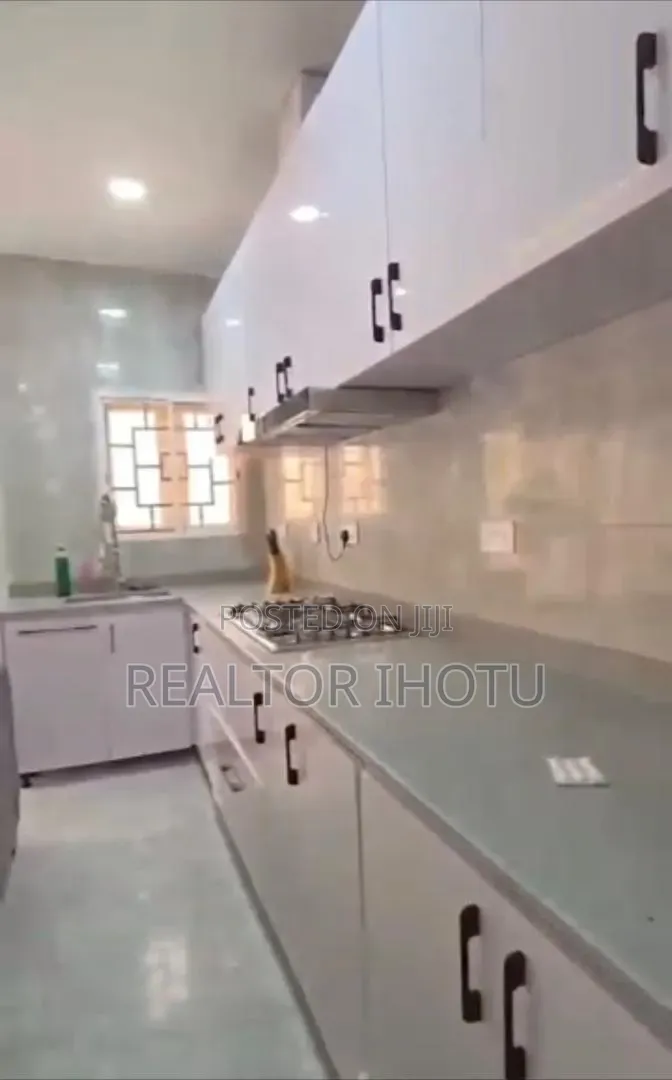 Furnished 3bdrm Apartment in Katampe (Main) for sale